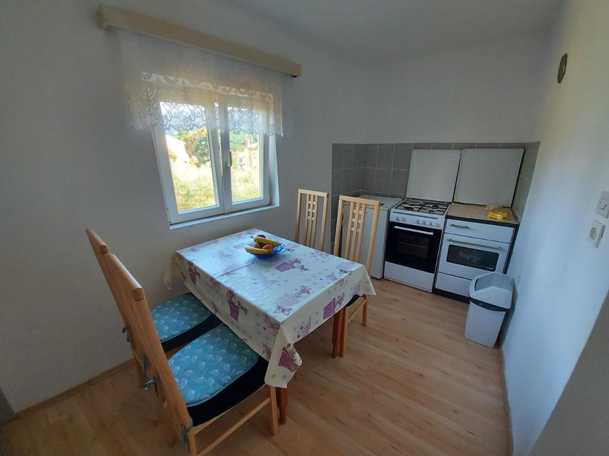 Apartment Dora Draga Bascanska Экстерьер фото